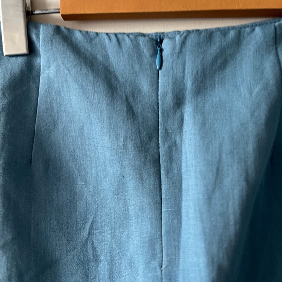 Carriere Blue Linen Mini Skirt - Picture 7 of 10
